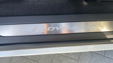 Land Rover Range Rover Evoque 1.5 P300e R-Dynamic S 5dr Auto Hatchback